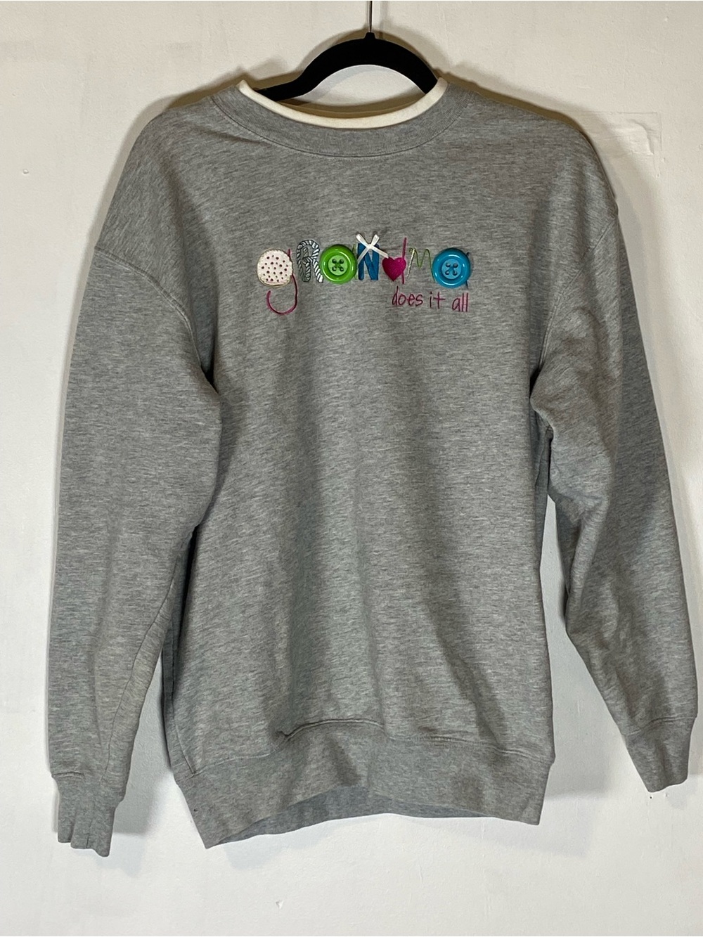 Vintage 90s Grandma Does It‎ All Gray Graphic Sweatshirt Embroidered M